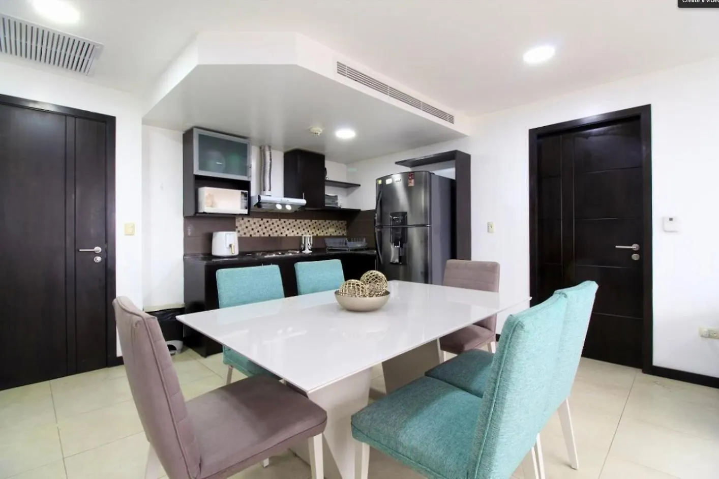 Apartamento Puerto Santa Ana Luxury Suites Guayaquil